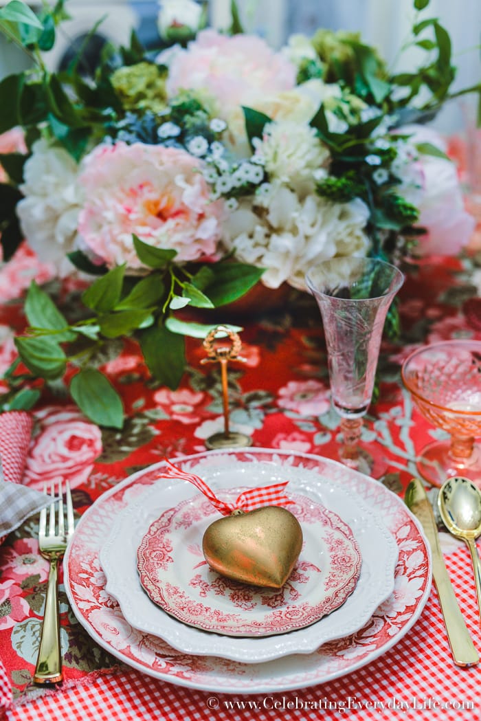 Valentine's Day Traditional Tablescape